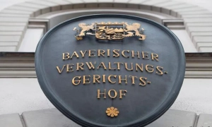 Байден вимагає відставки губернатора Нью-Йорка через скандал з домаганнями