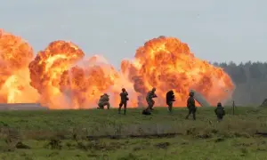 Британія скликає саміт 35 країн для розблокування Ормузької протоки