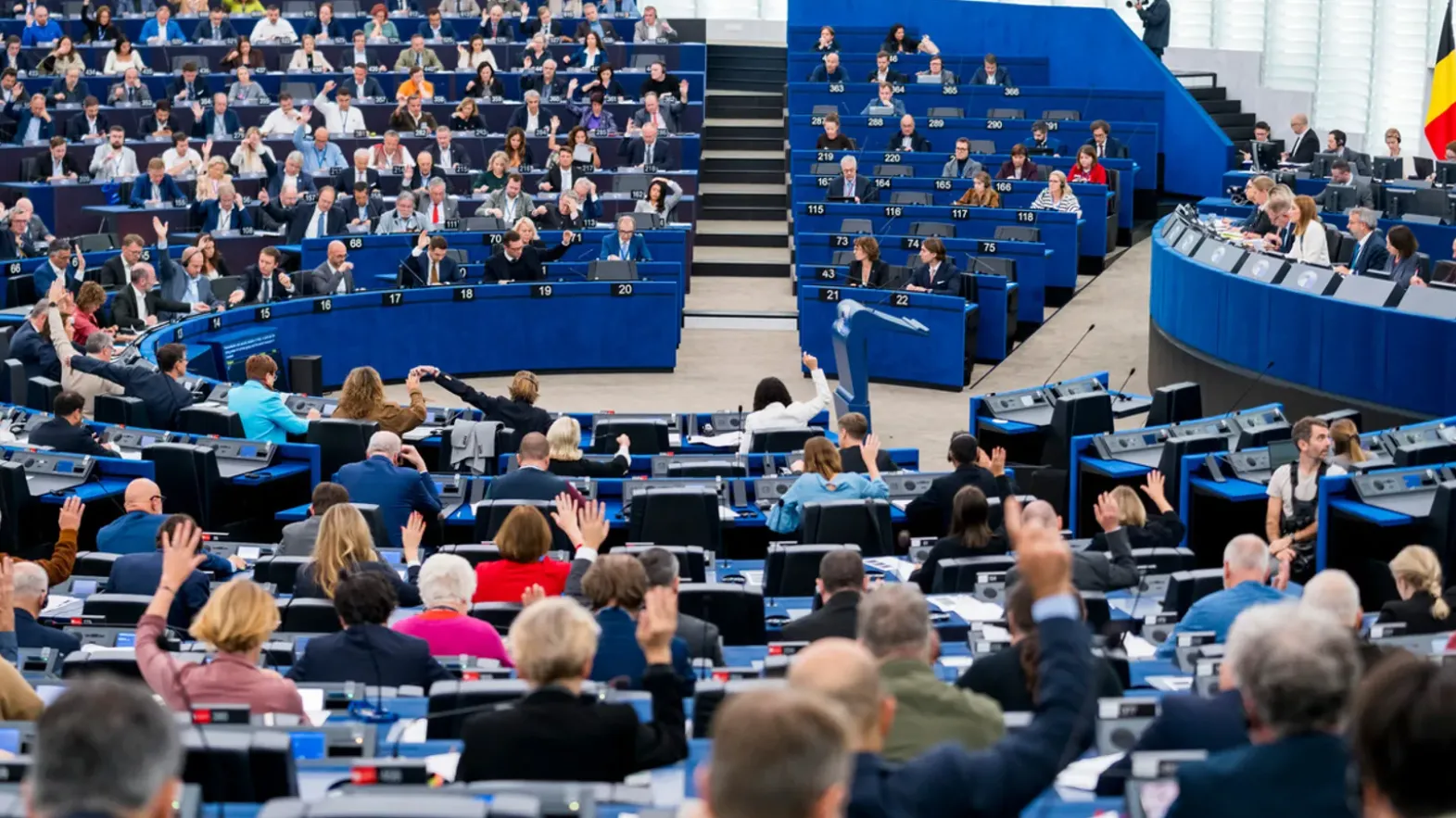 Европарламент поддержал запрет на импорт российских энергоносителей Европарламент поддержал запрет на импорт российских энергоносителей