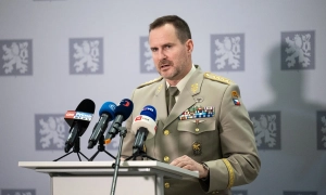 Британія хоче відправляти врятованих у Ла-Манші мігрантів до Албанії - ЗМІ