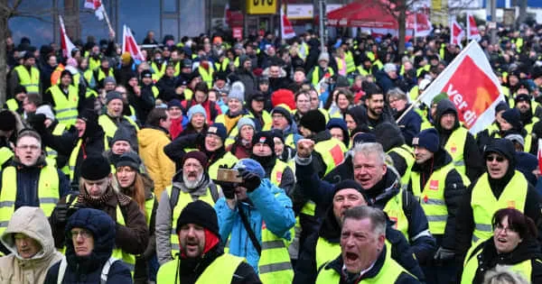 Страйк у Німеччині може зупинити міста