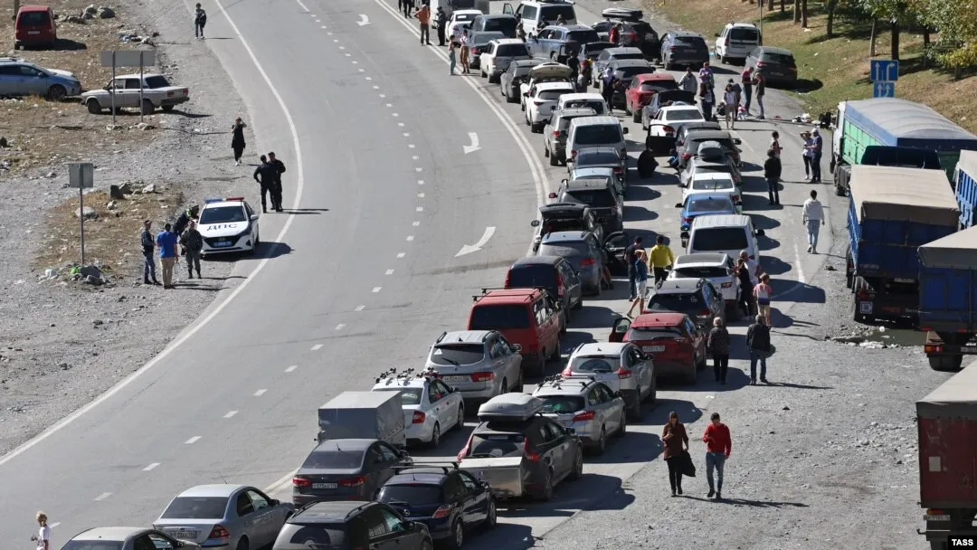 З 2026 року в Грузії платитимуть за надмірний шум авто