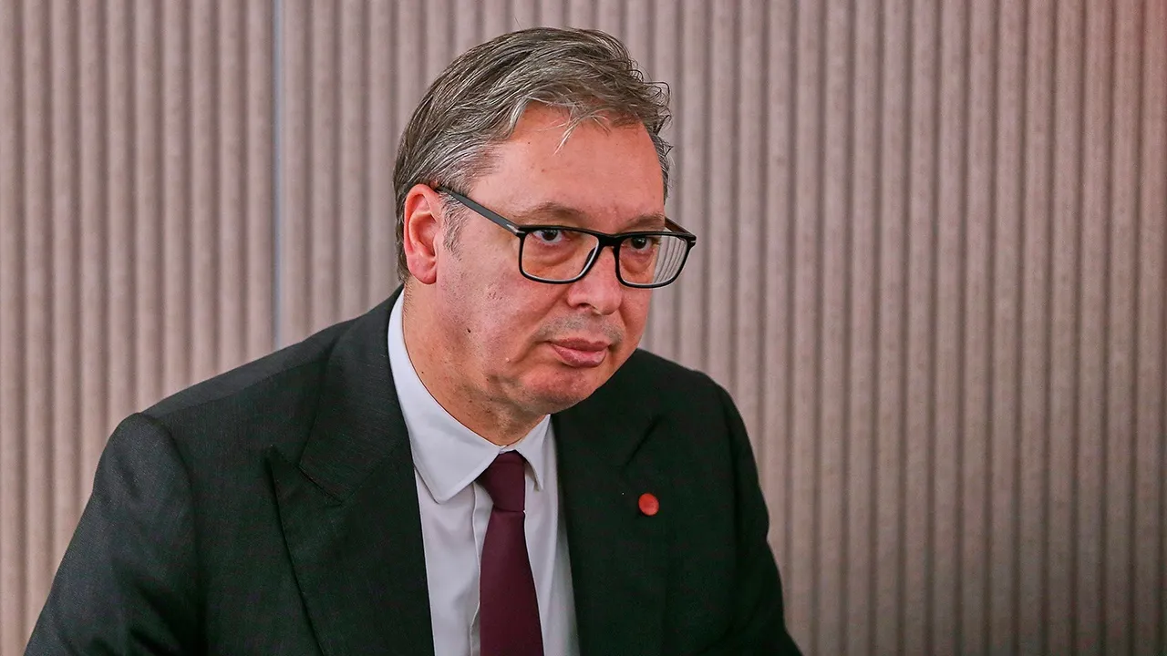 Сербія не даватиме гарантій, що не запровадить санкції проти рф, — Вучич