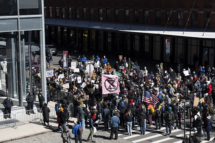 Майже 800 тисяч жителів Нью-Йорка планують залишити місто після перемоги Мамдані