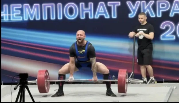 Віталій Кас’яненко та Олександр Бордюг знову підкорюють п’єдестал: тепер у пауерліфтингу