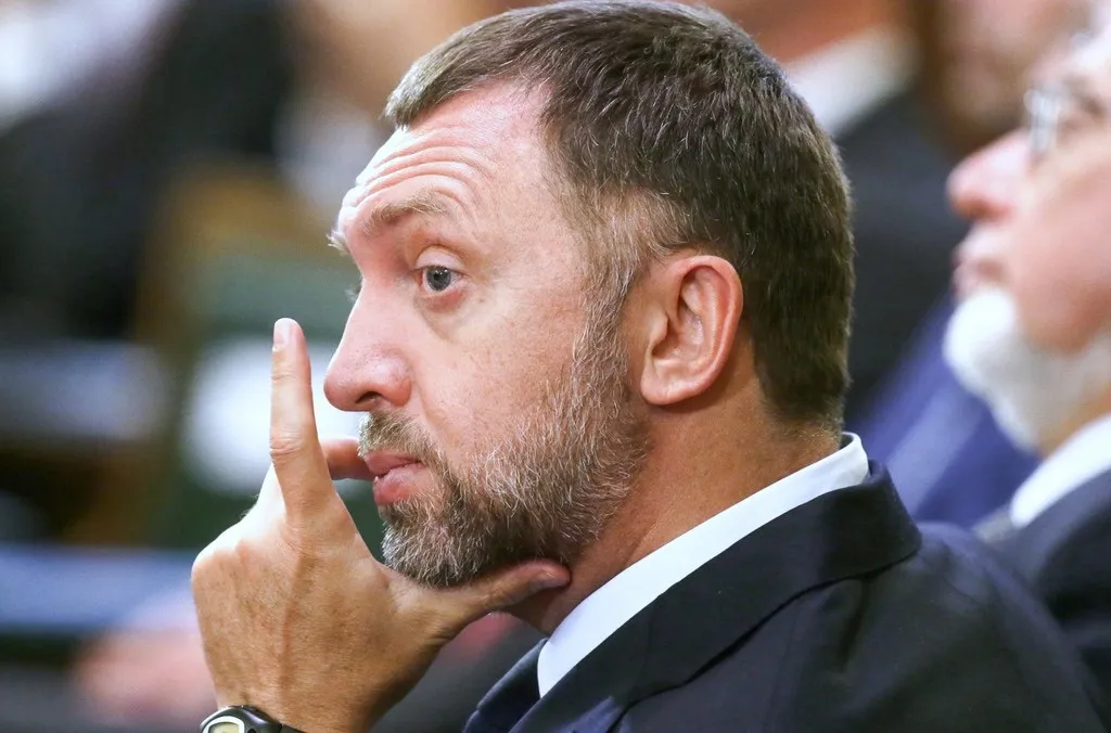 Русал Дерипаски зупиняє чотири заводи через збитки