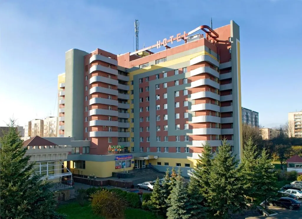 The State Bureau of Investigation has concluded its investigation into the illegal sale of a portion of the Tourist Hotel in Rivne