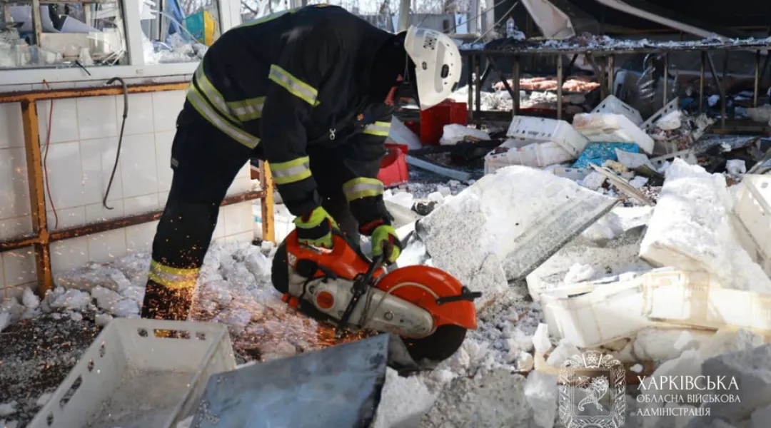 Російські війська атакували м’ясокомбінат у Харкові, троє жінок у тяжкому стані