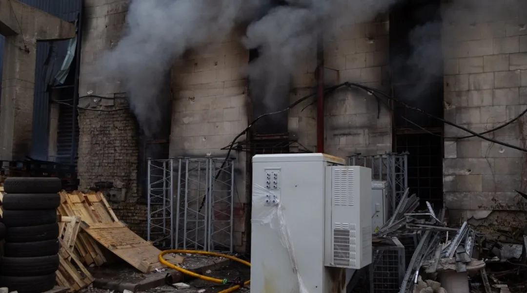 В Киеве российские войска повредили производственную площадку ДТЭК во время атаки