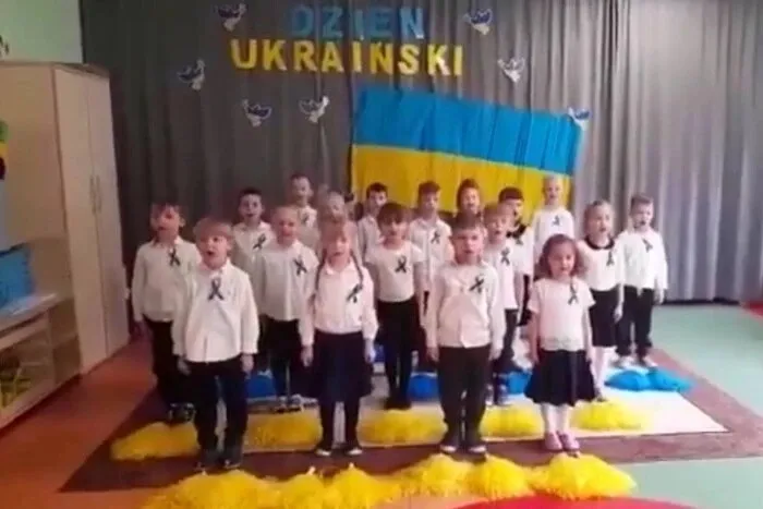У Польщі старе відео з дитсадка використали для антиукраїнської кампанії