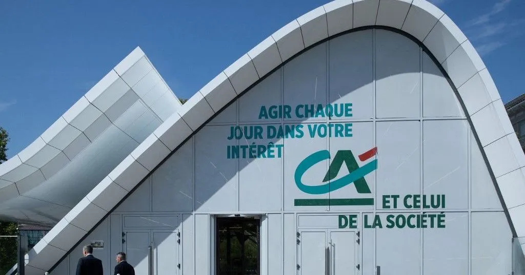 Credit Agricole купує банк Львів для зміцнення позицій на заході України