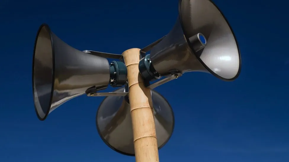 У Києві перекриватимуть рух одним із мостів під час тривог