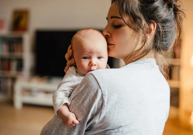 В Україні розпочалися виплати «дитячої допомоги»: як отримати кошти