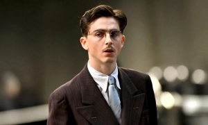 A24 випустила стіл для пінг-понгу за мотивами фільму «Марті Супрім»