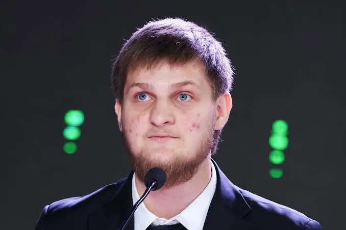 Старшого сина Рамзана Кадирова нагородили званням Героя Чечні
