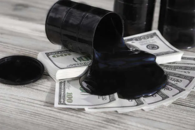 Цены на нефть стабилизировались на фоне ожиданий заключения соглашения между США и Ираном — Bloomberg