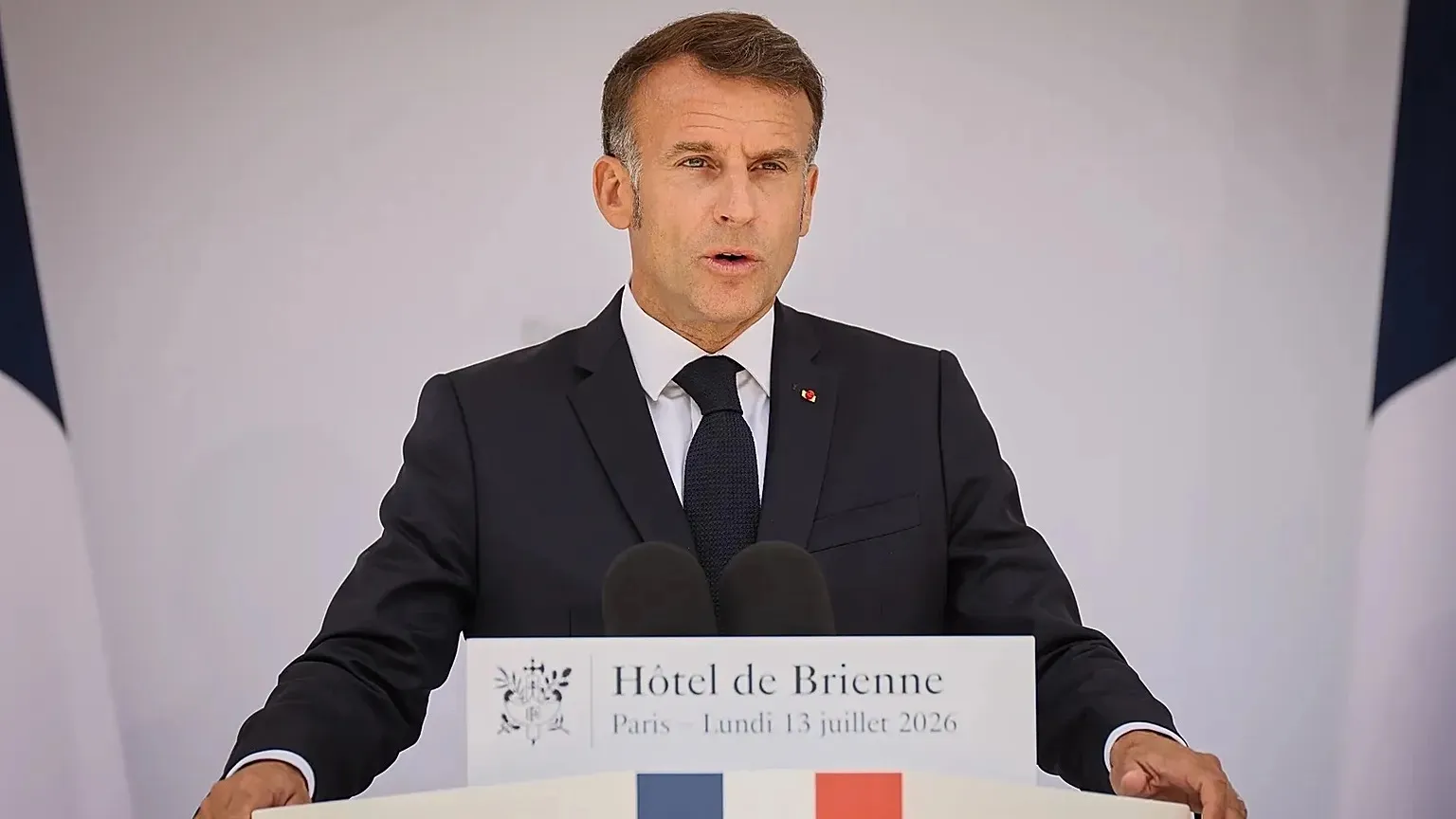 Macron commented on Russia's strike on the National Academy of Sciences in Kyiv