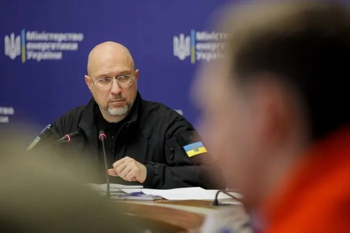 Україна очікує нову хвилю ударів по світлу і теплу - Шмигаль