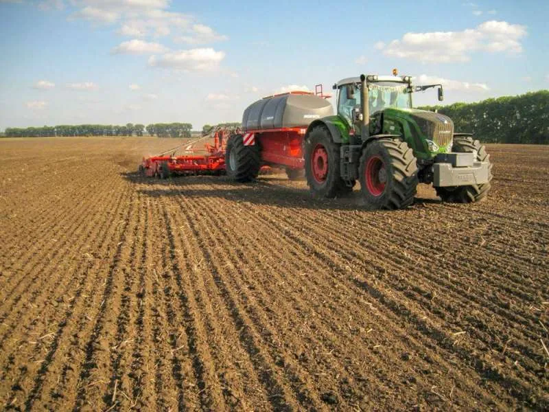 Посівна в Україні дорожчає через енергоносії та добрива