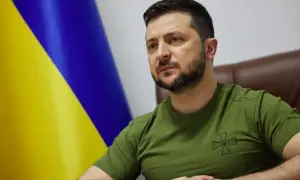 РФ перекидає офіцерів з бойових позицій для охорони параду в Маріуполі: деталі 