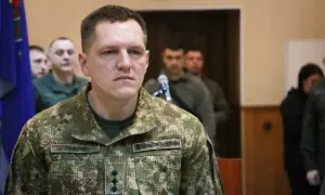 Відео: на АЗС у Москві утворилися гігантські черги