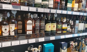 Іспанська влада позбавила Каталонію автономії - оновлено