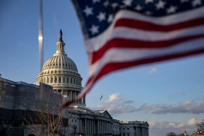 Держдеп США закликав американців не їхати до України