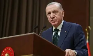 Трамп показал дизайн юбилейного паспорта США со своим изображением