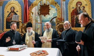 Фото, відео: на суді по активісту Стерненку сталися сутички з поліцією