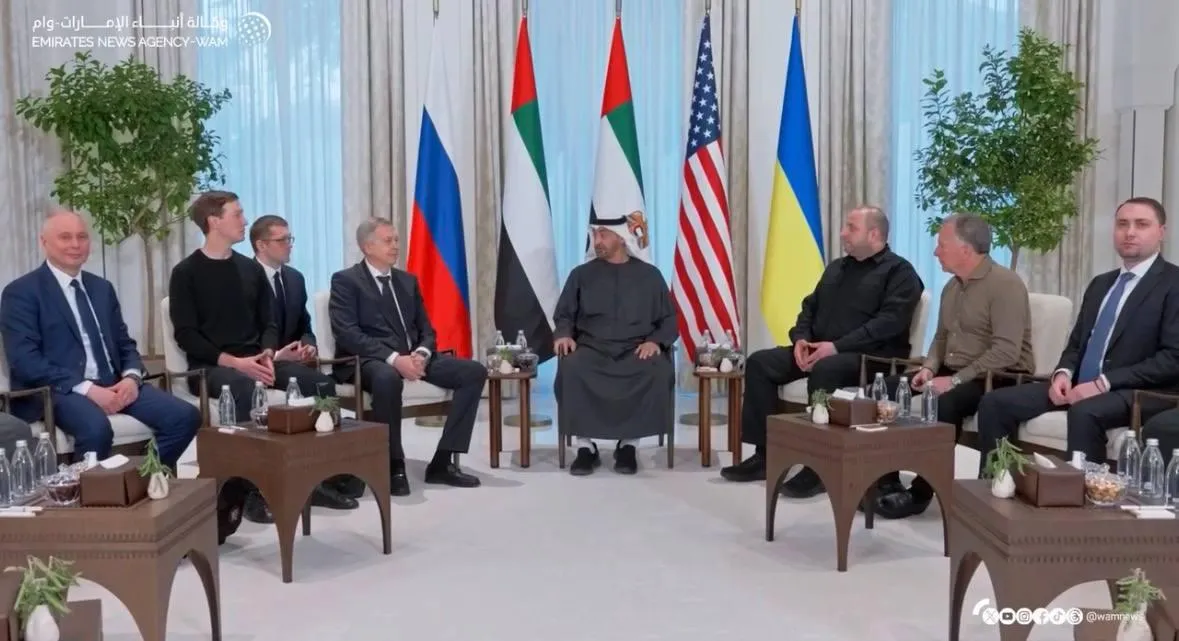 Українська та російська делегації вперше спілкувалися напряму