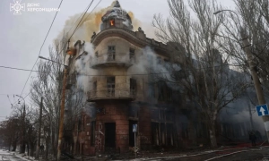 Окупанти стирають із карти Маріуполя зруйновані ними будинки