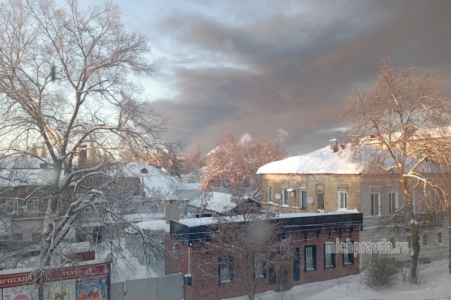 У Тамбовській області рф зійшов із рейок поїзд із бензином – відео