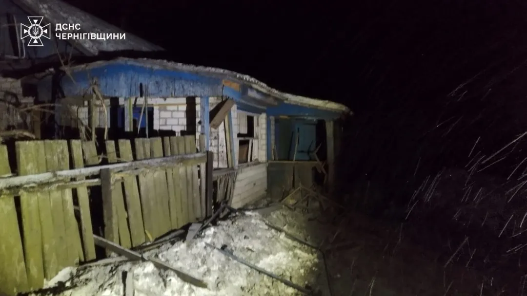 РФ атакувала Ніжин балістикою, є поранений та значні руйнування