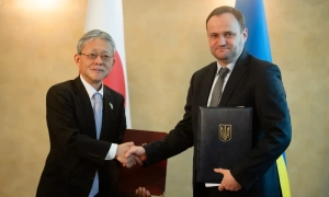 Президент Сербії визнав поставки зброї на Донбас