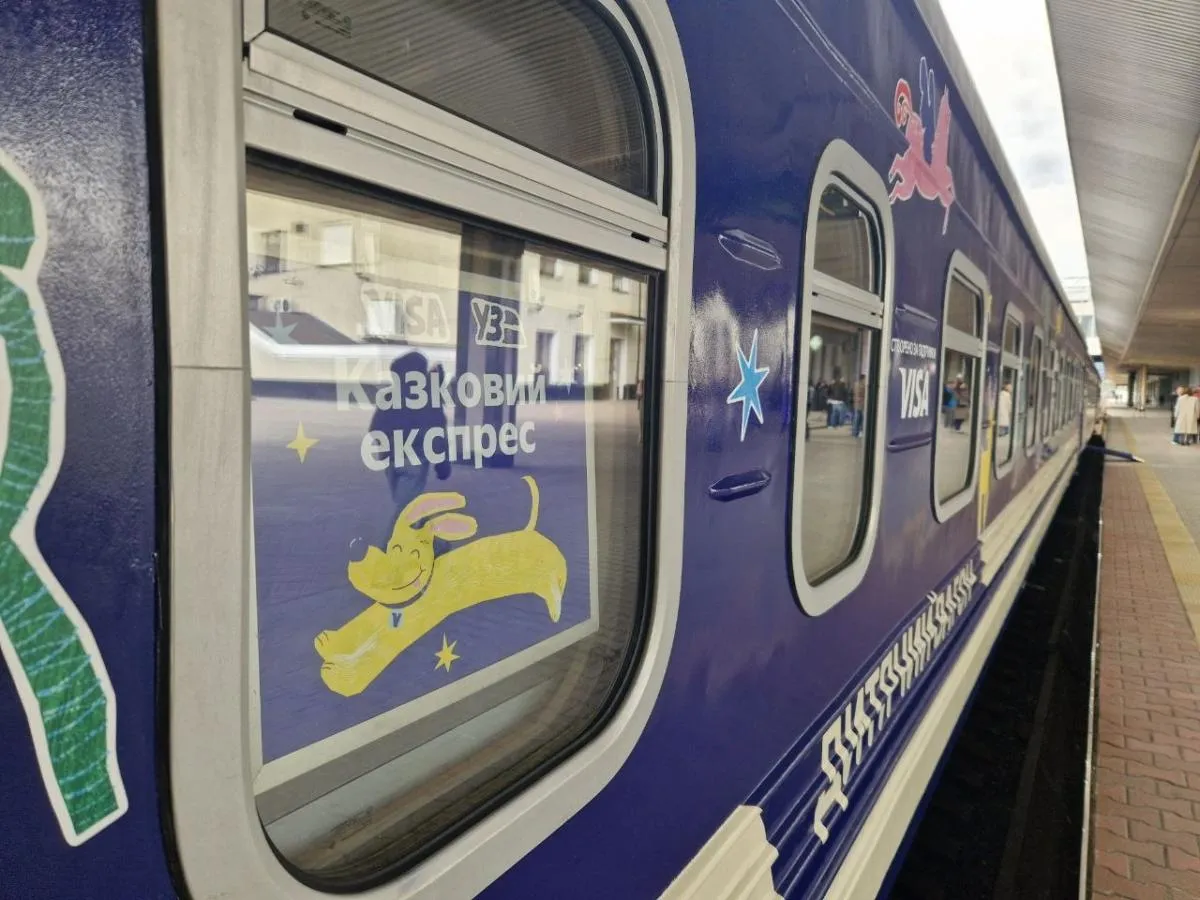 Укрзалізниця запускає шість дитячих спецвагонів на популярних маршрутах – фото