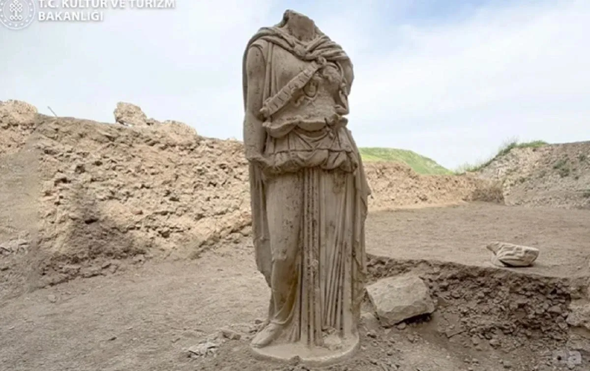 Археологи відкрили унікальну статую богині в стародавньому місті