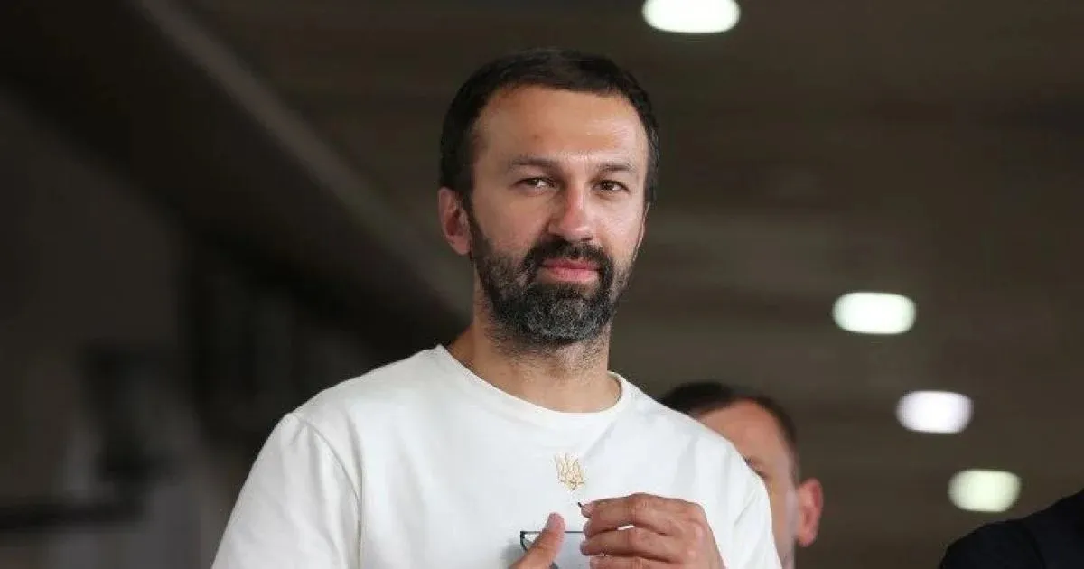 Лещенко объяснил Жадану разницу между Ермаком и Медведчуком