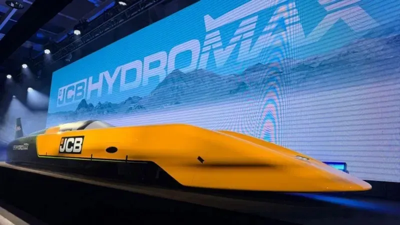 In the U.S., a hydrogen-powered car was accelerated to 654 km/h, setting a record
