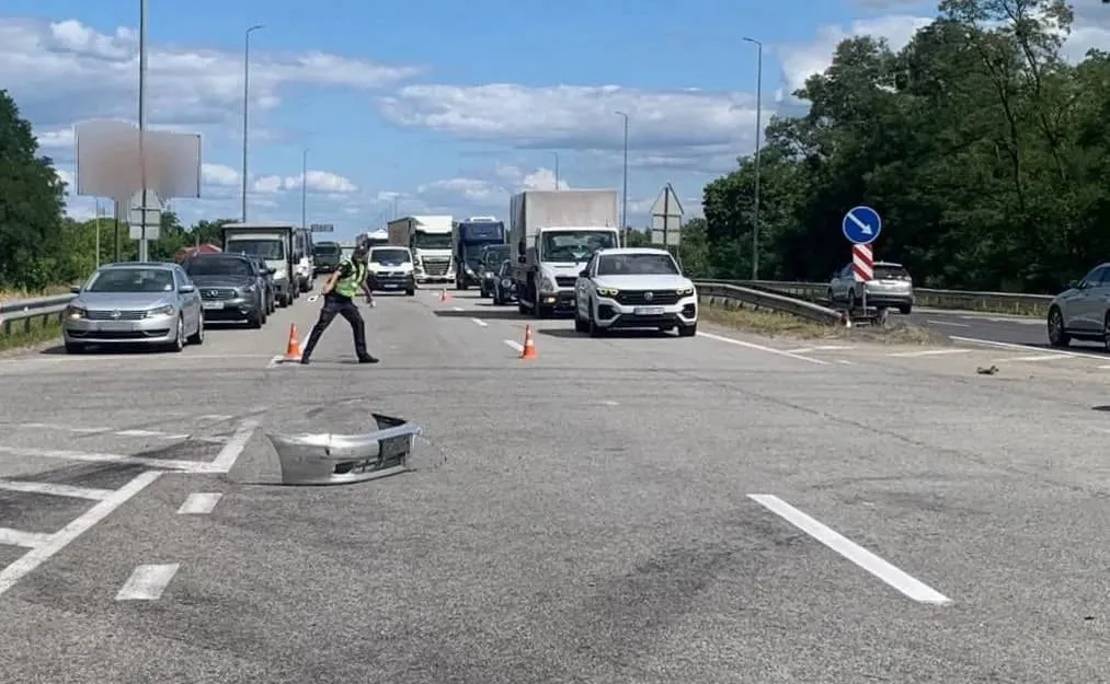 Due to a traffic accident on the Kyiv-Chop highway, traffic heading toward Zhytomyr is experiencing delays