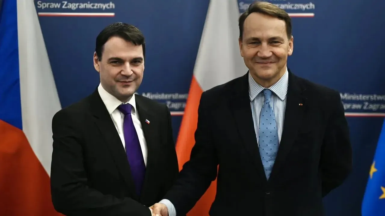 Russia's Disinformation Campaign Targets Poland and Czech Republic Relations