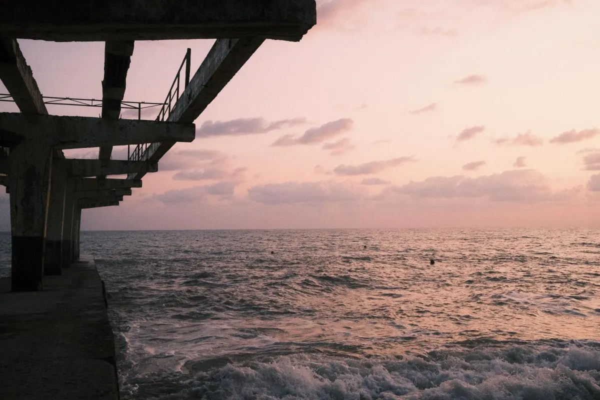 أصبح البحر الأسود أخطر مسارٍ للسفن التجارية في العالم — فاينانشال تايمز