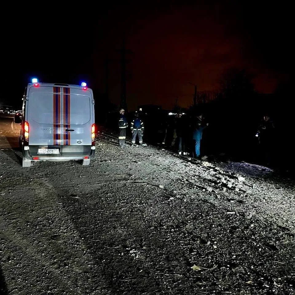 Відео: Росіяни залишили Бєлгород без електрики, упустивши авіабомби на свою підстанцію