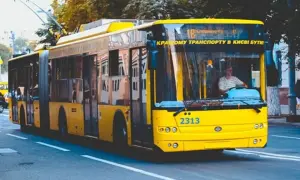У Києві на місяць частково обмежують рух проспектом Романа Шухевича