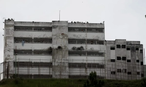 Відео: у корабля з 1300 чоловік на борту відмовили двигуни біля Норвегії, проходить евакуація