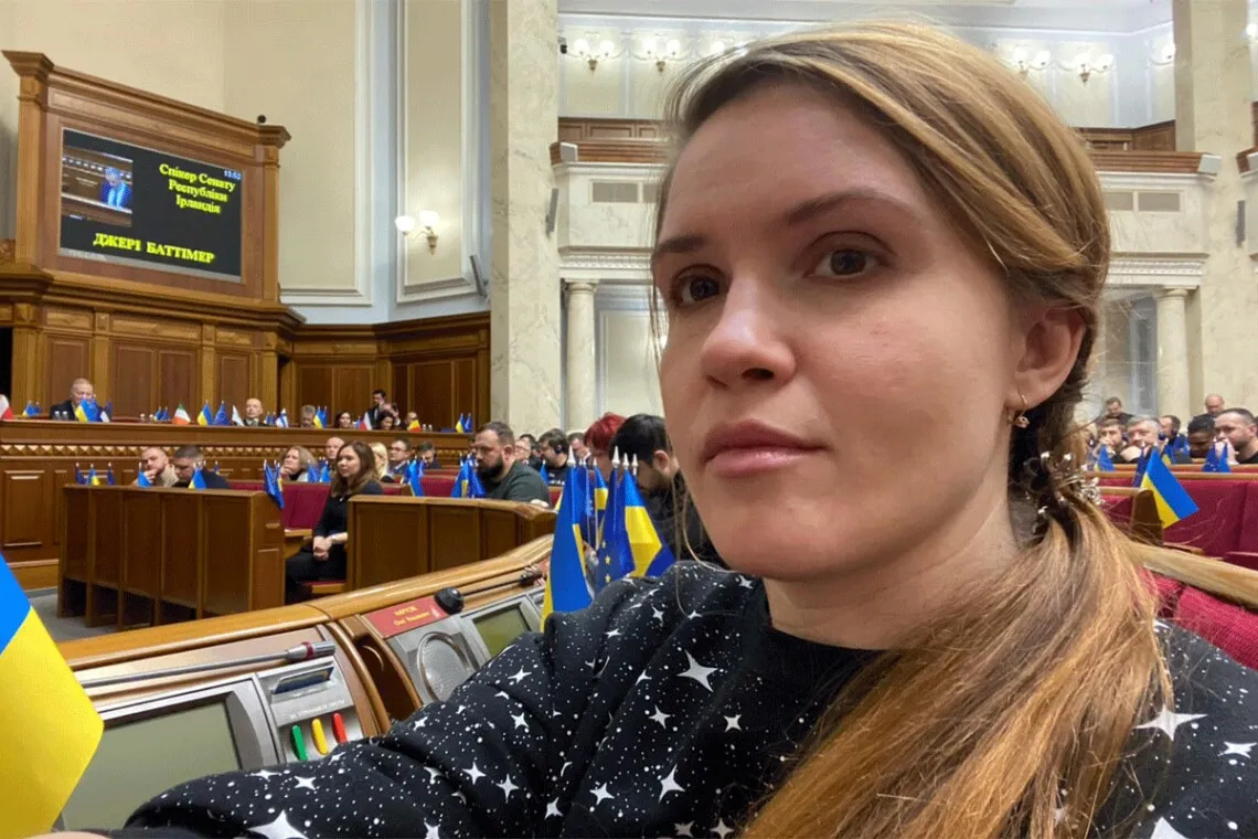 Народна депутатка Безугла пообіцяла посилювати протести за звільнення Сирського