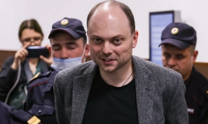 Урсула фон Дер Ляєн закликає Трампа не втручатися в європейську демократію