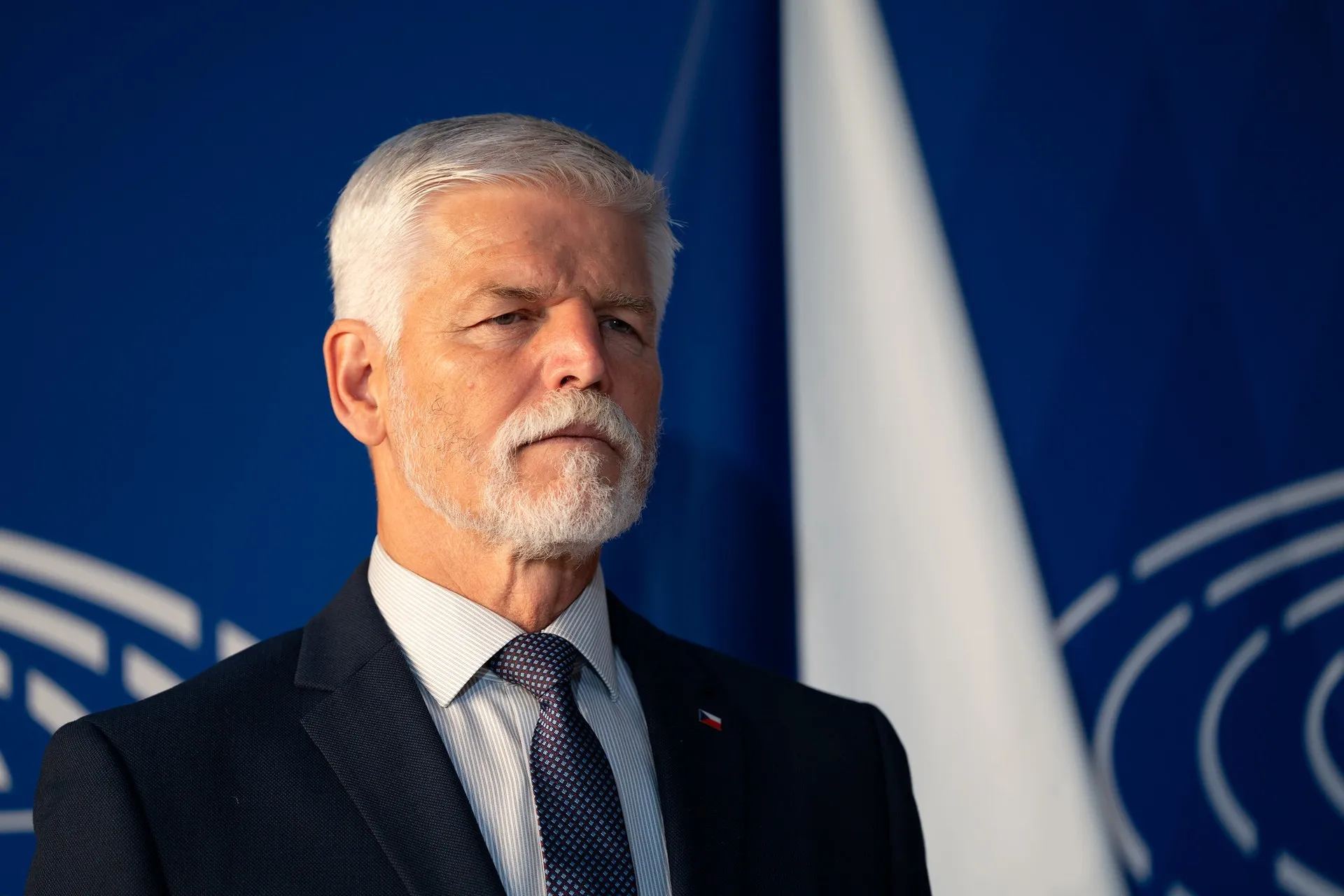 Україна має піти на «болючі поступки» заради миру, — президент Чехії