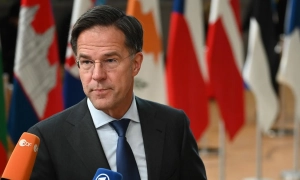 NATO nie powinno zestrzeliwać rosyjskich samolotów za naruszenie przestrzeni powietrznej – Rutte