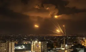 Despite the ceasefire, Israel struck Lebanon; there are casualties