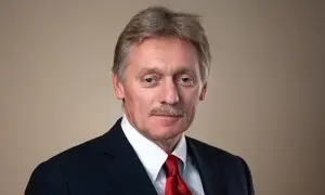 У Києві обстріл РФ знищив супермаркет VARUS